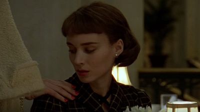 Imagem da notícia Clima de romance complicado no deslumbrante teaser de Carol, com Rooney Mara e Cate Blanchett