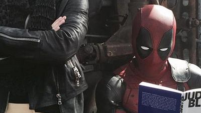Imagem da notícia Deadpool se esforça para entender a mente feminina em nova foto divulgada por Ryan Reynolds