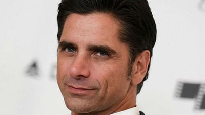 Imagem da notícia Fuller House: John Stamos fala sobre um possível retorno das gêmeas Olsen