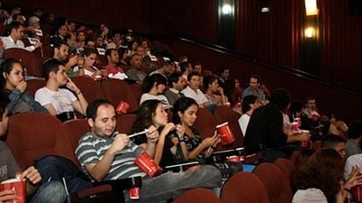 Imagem da notícia Com mercado em alta, Brasil terá novamente mais de 3 mil salas de cinema 