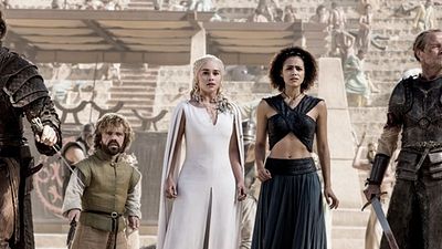 Imagem da notícia George R.R. Martin nega produção de filme de Game of Thrones