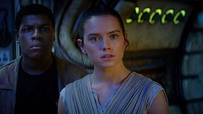 Imagem da notícia Star Wars - O Despertar da Força sofre ameaça de boicote por ter mulher e negro como protagonistas