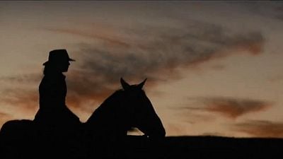 Imagem da notícia Trailer de Jane Got a Gun! Jane tem uma arma e quer saber onde está sua filha