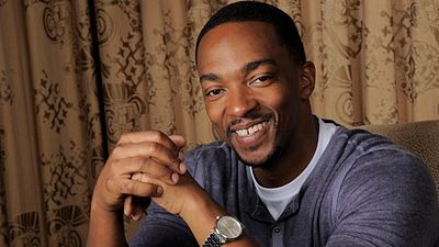 Imagem da notícia Anthony Mackie não acha fundamental que o diretor de Pantera Negra seja negro