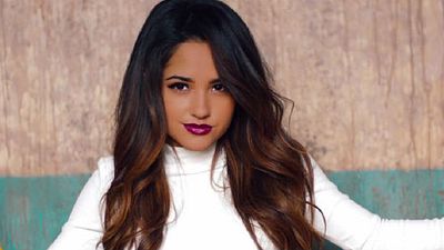 Imagem da notícia Cantora Becky G será a Ranger Amarela no filme dos Power Rangers