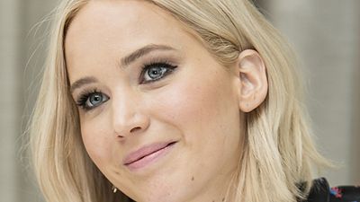 Imagem da notícia Jennifer Lawrence dá novas informações sobre a comédia que escreveu com a humorista Amy Schumer