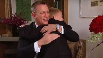 Imagem da notícia 007 Contra Spectre: Daniel Craig conhece menino de 8 anos aficcionado por James Bond