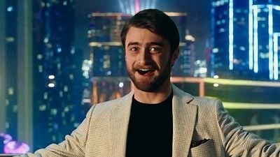 Imagem da notícia Daniel Radcliffe faz papel de trouxa no primeiro vídeo de Truque de Mestre 2