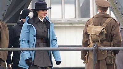 Imagem da notícia Gal Gadot e Chris Pine são flagrados juntos nas filmagens de Mulher-Maravilha