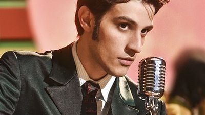 Imagem da notícia Chay Suede aparece como Erasmo Carlos em imagem da cinebiografia Minha Fama de Mau