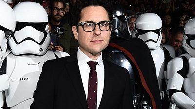 Imagem da notícia Star Wars: J.J. Abrams está arrependido de ter recusado a direção do Episódio VIII