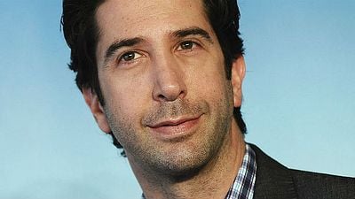 Imagem da notícia David Schwimmer vai estrelar série dramática do criador de Dexter