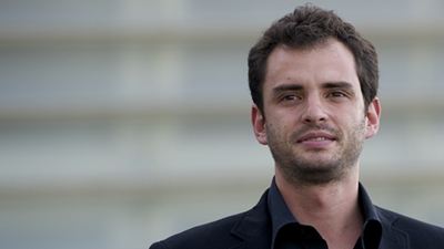 Filho de Alfonso Cuarón vai escrever e dirigir novo Zorro