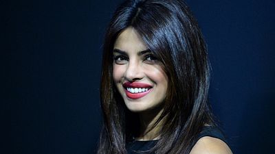 Imagem da notícia Dwayne Johnson confirma Priyanka Chopra em Baywatch