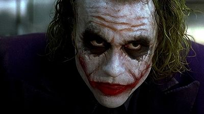 Imagem da notícia Pai de Heath Ledger revela onde guarda o Oscar que seu filho ganhou por atuação em Batman: O Cavaleiro das Trevas