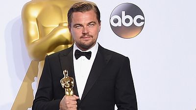 Imagem da notícia Celebração da tão esperada vitória de Leonardo DiCaprio no Oscar quebra recorde no Twitter