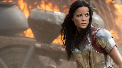 Imagem da notícia Entrevista: Jaimie Alexander não sabe se estará em Thor 3 