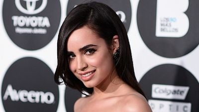 Imagem da notícia Atriz de Descendentes vai estrelar o quarto filme da franquia A Nova Cinderela