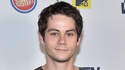 Imagem da notícia Dylan O'Brien, astro da franquia Maze Runner, sofre grave acidente no set de A Cura Mortal
