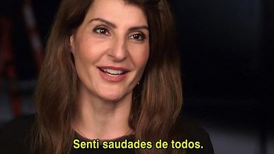 Imagem da notícia Exclusivo: Nia Vardalos, John Corbett e elenco de Casamento Grego 2 falam sobre a sequência em making of