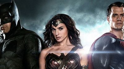 Imagem da notícia Zack Snyder fala sobre final polêmico de Batman Vs Superman e a relação com Liga da Justiça