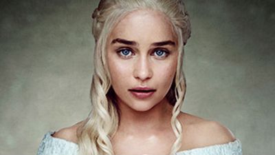 Imagem da notícia Emilia Clarke defende Game of Thrones diante de críticas sobre sexismo