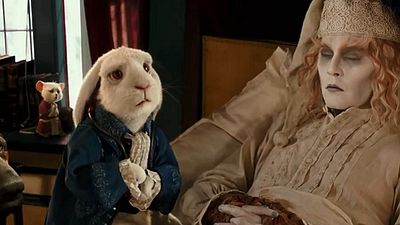 Imagem da notícia Segundo trailer de Alice Através do Espelho é uma viagem alucinante