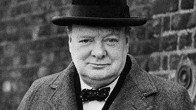 Imagem da notícia Diretor de Orgulho & Preconceito negocia para filme sobre Winston Churchill