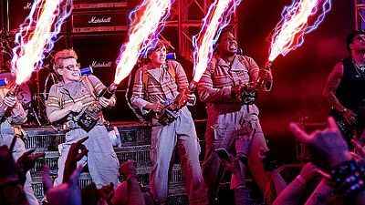 Imagem da notícia Caça-Fantasmas exterminam casa de show em nova foto