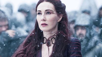 Imagem da notícia Produtores de Game of Thrones comentam revelação do primeiro episódio da temporada