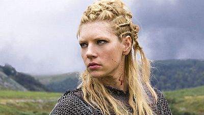 Imagem da notícia A Torre Negra escala musa de Vikings, Katheryn Winnick