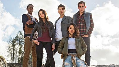 Imagem da notícia Veja os novos uniformes dos Power Rangers!