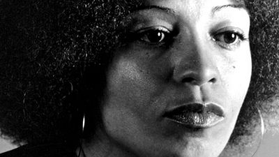 Imagem da notícia Angela Davis, ativista pelos direitos das mulheres e dos negros, ganhará cinebiografia