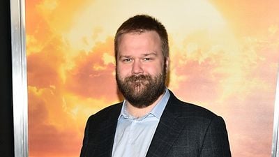 Imagem da notícia Robert Kirkman, autor de The Walking Dead, vai desenvolver série documental sobre a evolução das HQs para a AMC