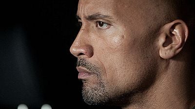 Imagem da notícia Dwayne Johnson vai estrelar franquia de espionagem inspirada na obra do criador de Jason Bourne