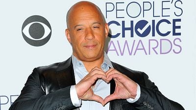 Imagem da notícia Vin Diesel homenageia Paul Walker mais uma vez durante filmagens de Velozes & Furiosos 8