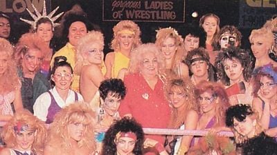 Imagem da notícia G.L.O.W.: Netflix encomenda nova série inspirada no programa Luta Livre de Mulheres, com criadora de OITNB