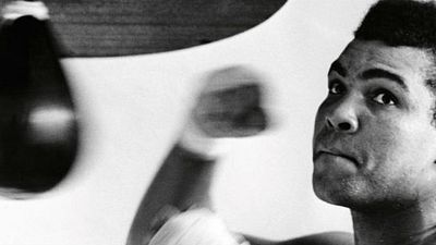 Imagem da notícia Lendário boxeador Muhammad Ali morre aos 74 anos