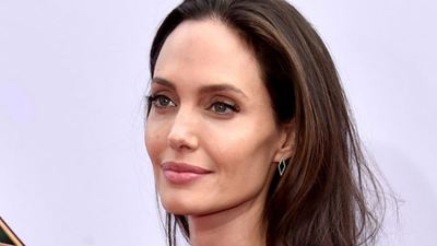 Angelina Jolie negocia para estrelar Assassinato no Expresso Oriente, adaptação da clássica obra de Agatha Christie