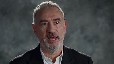 Imagem da notícia Exclusivo: Diretor Roland Emmerich comenta o 3D de Independence Day - O Ressurgimento