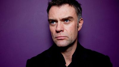 Imagem da notícia Liga da Justiça escala ator de Invictus em papel misterioso