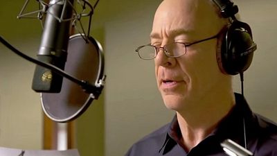 Imagem da notícia J.K. Simmons, que dublou personagens de Zootopia e Kung Fu Panda 3, fala sobre as vantagens de atuar com a voz