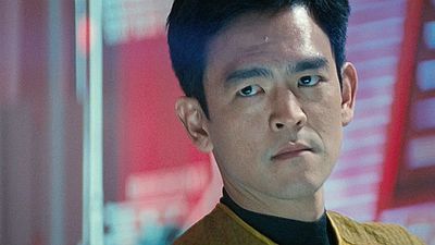 Imagem da notícia Beijo gay de Sulu é cortado de Star Trek: Sem Fronteiras