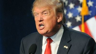 Imagem da notícia Produtor exige que Donald Trump pare de usar a trilha sonora de Força Aérea Um em comícios