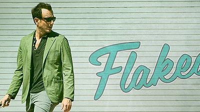 Imagem da notícia Netflix renova Flaked para a segunda temporada