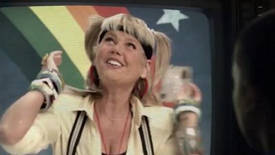 Imagem da notícia Stranger Things: Xuxa lê cartinha sobre Will em fantástico vídeo promocional