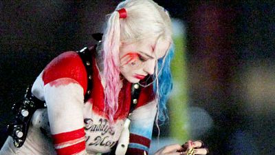 Imagem da notícia Tamanho de short da Arlequina foi ajustado digitalmente em trailers de Esquadrão Suicida