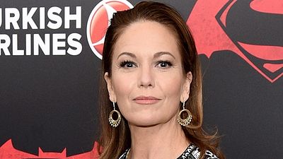 Imagem da notícia Diane Lane defende o "momento Martha" de Batman Vs Superman - A Origem da Justiça