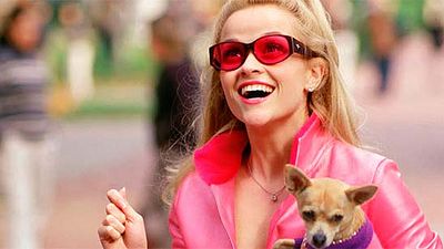 Imagem da notícia Reese Witherspoon "está pensando" sobre Legalmente Loira 3