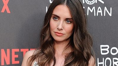 Imagem da notícia Alison Brie será protagonista de G.L.O.W., nova série da Netflix produzida por Jenji Kohan